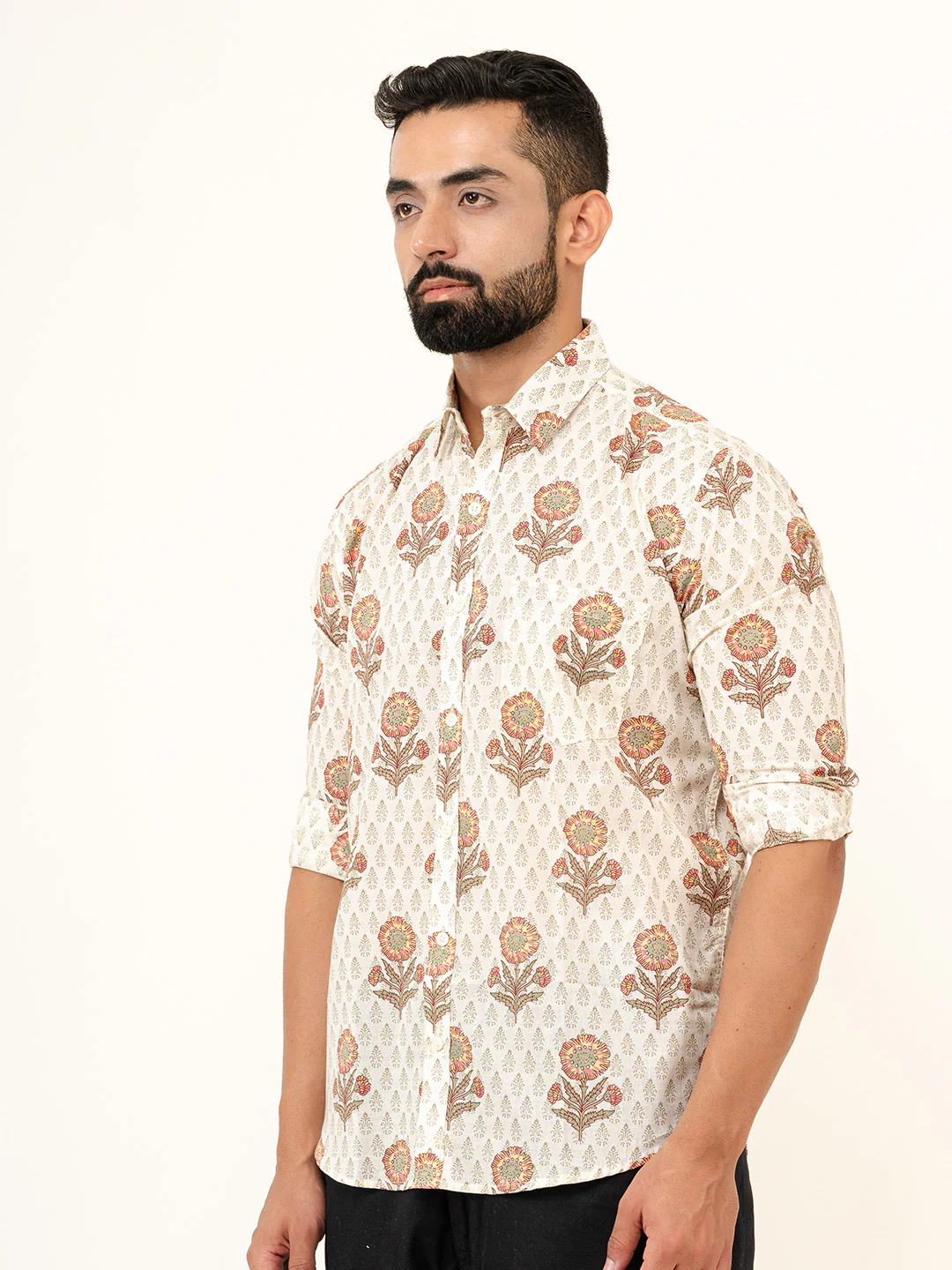 Off White Full Sleeves Cotton Printed Shirt - Image 4