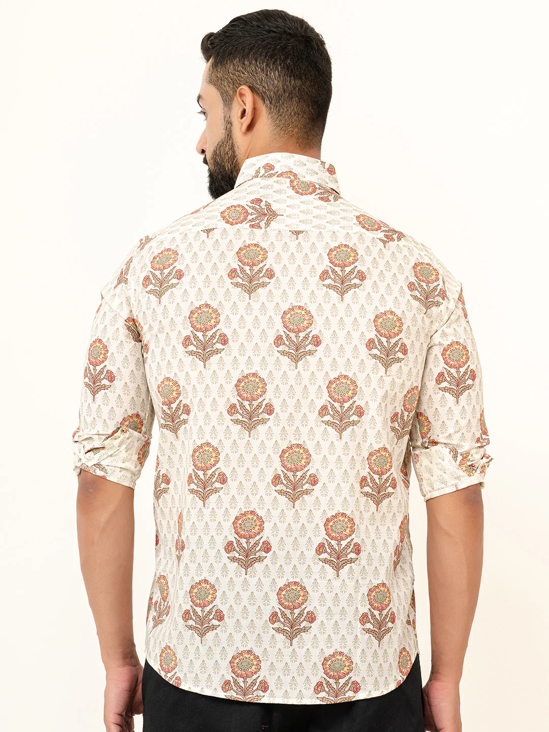 Off White Full Sleeves Cotton Printed Shirt - Image 5